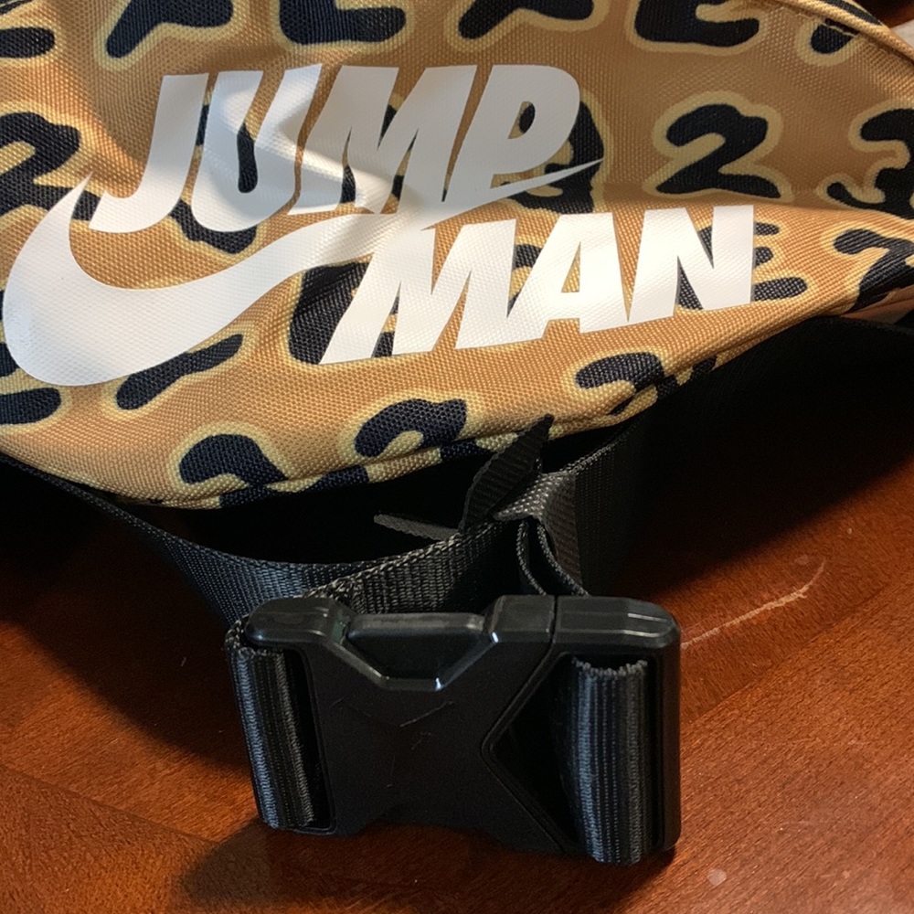 Jordan pack - Picture 2 of 6